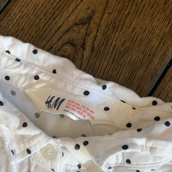⚡️2/$25⚡️H&M Girls’ Button-Down - Picture 4 of 4